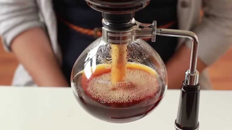 How to Make Coffee With Syphon Coffee Maker
